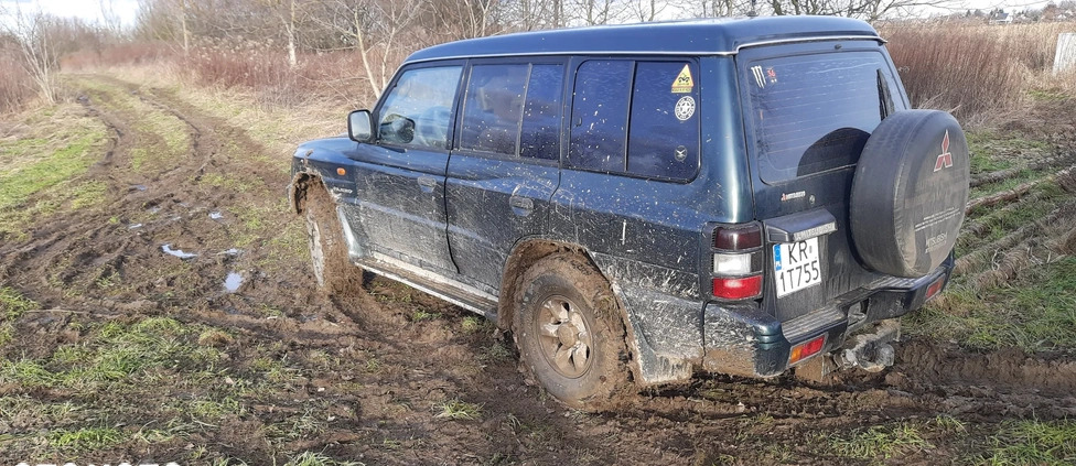 Mitsubishi Pajero cena 22000 przebieg: 320000, rok produkcji 1999 z Niepołomice małe 191